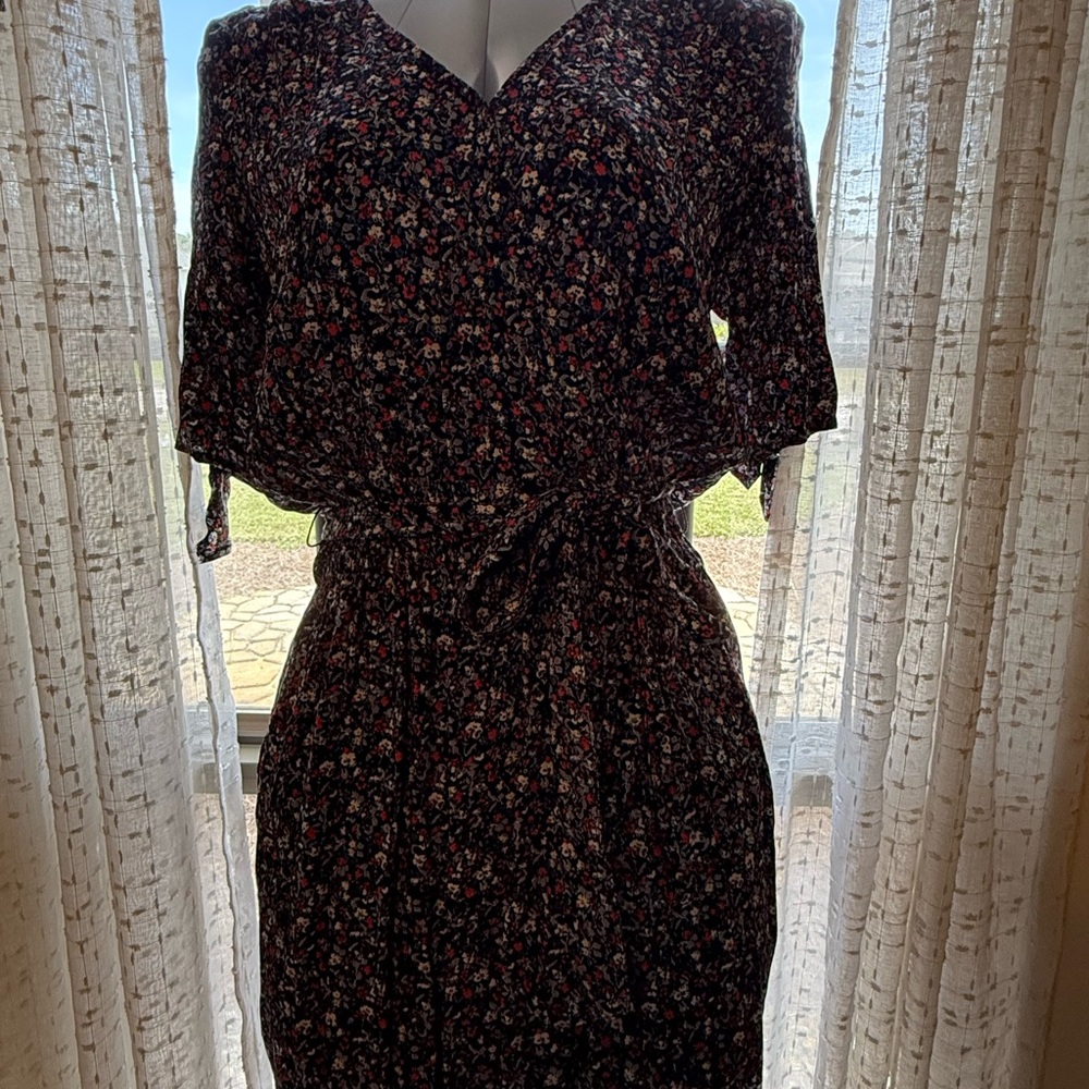 GAP Long Sleeve Floral Dress in Black and Red